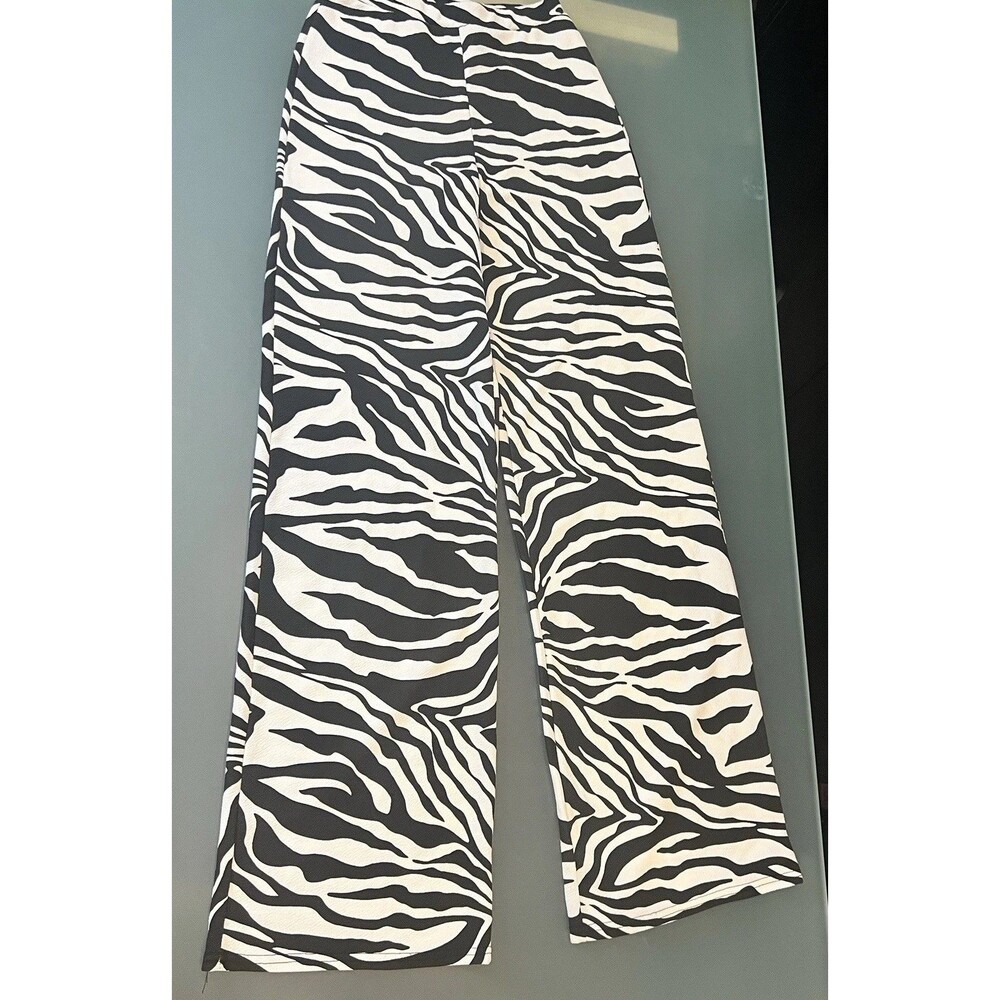 Pretty Little Thing Wide Leg Pants Black White Zebra Animal Print Size 4